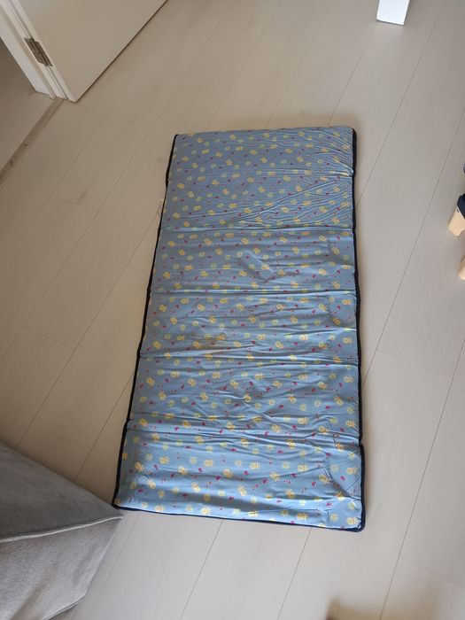 Cama de viagem para criança