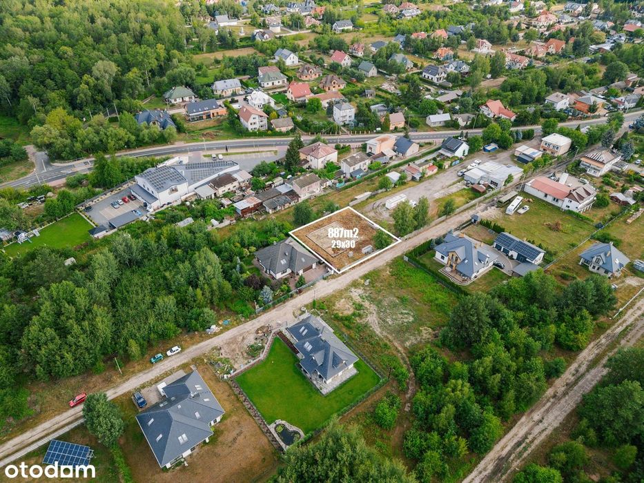 Działka z rozpoczętą budową domu parterowego