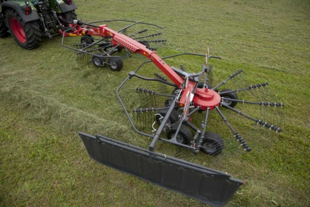Zbiór traw Krone Mf, Fendt, Claas