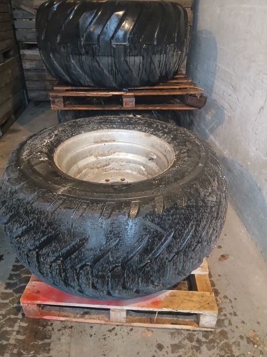 kola opony  600 55 r 26.5 do  beczkowozu rozrzutnika kombajn grimme