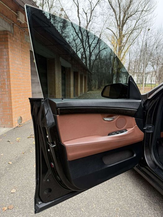 BMW 5 Series GT 2014