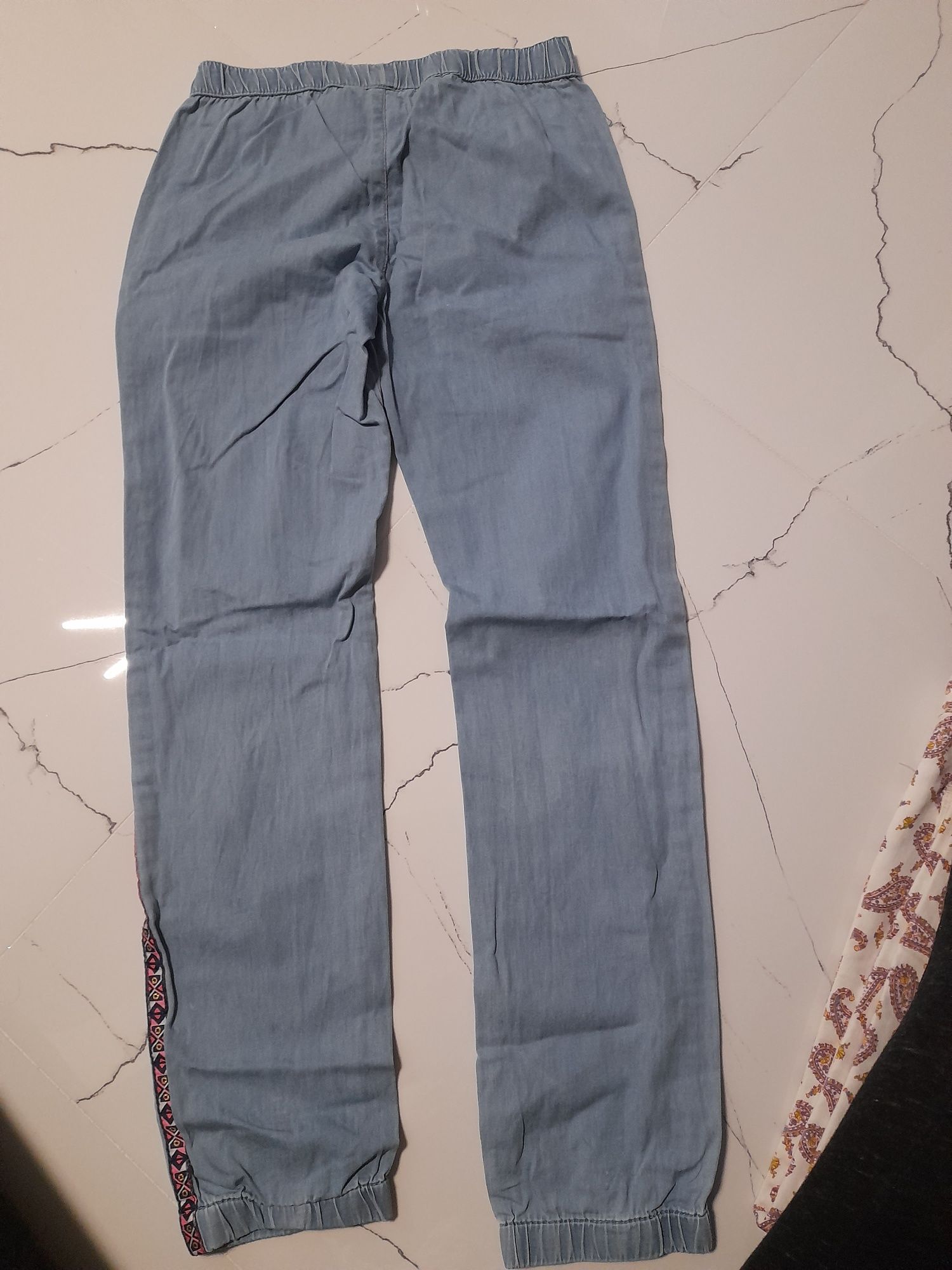 Spodnie jeans r 140 SMYK