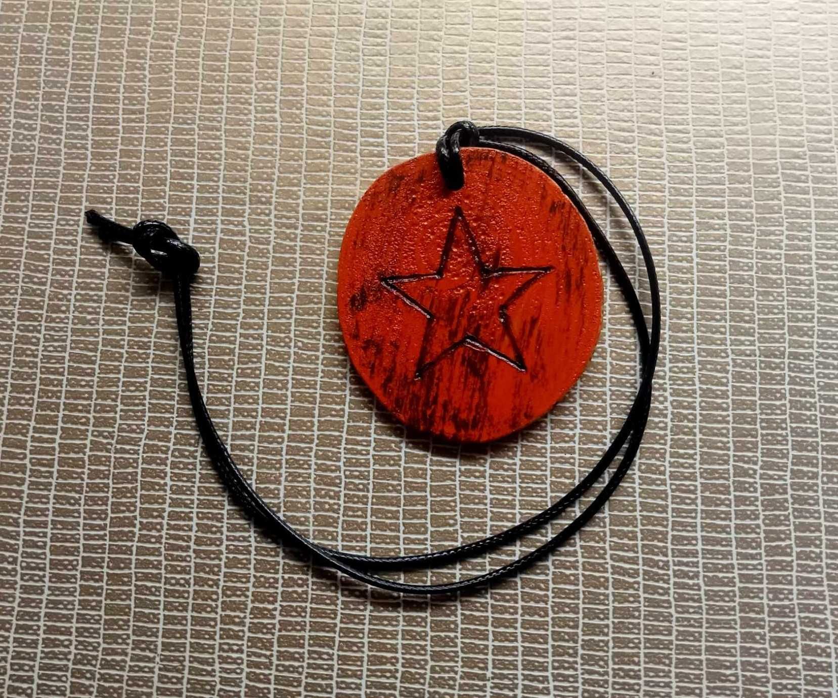Pendurante rodela de madeira "Estrela"