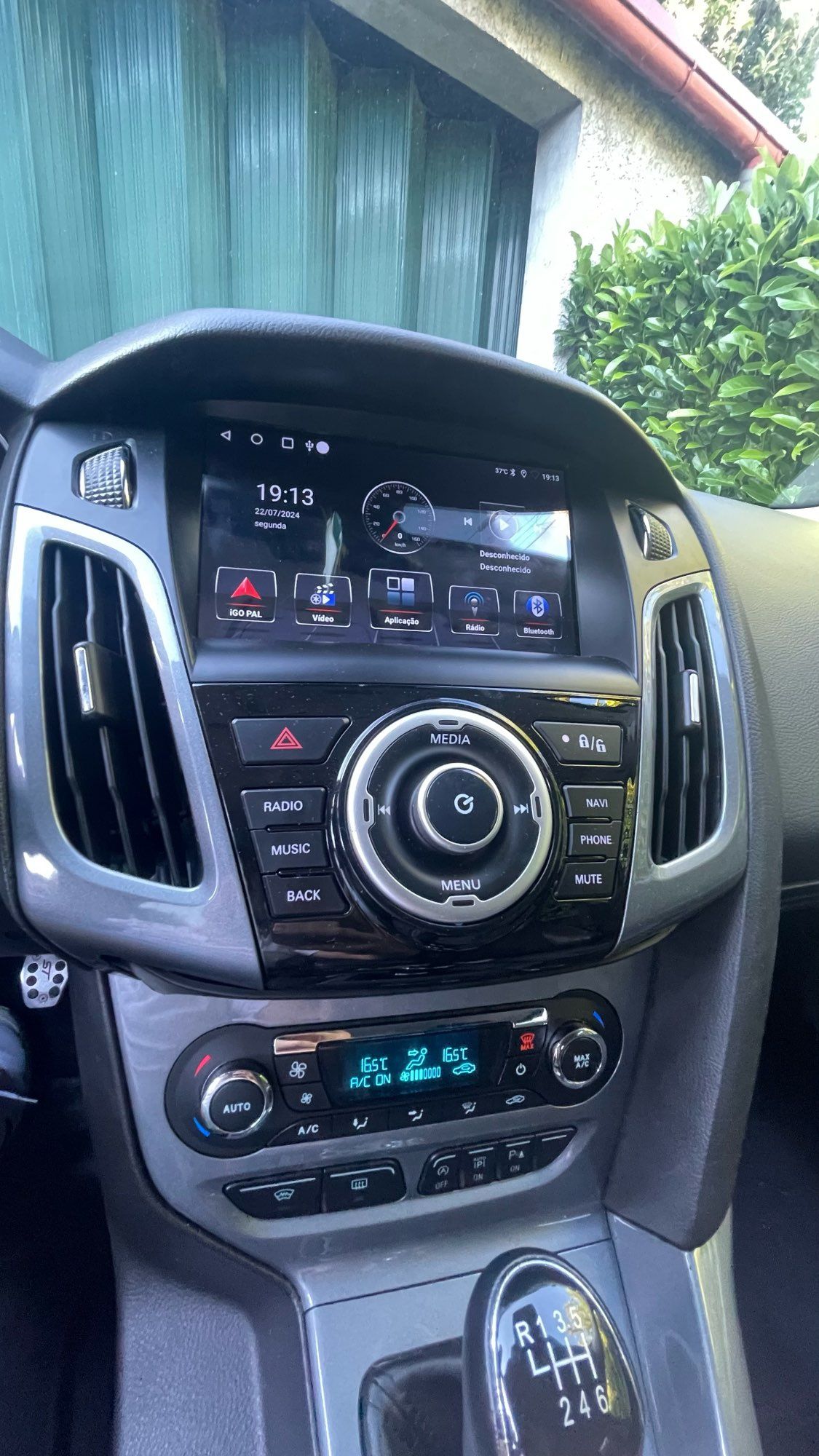Rádio Android  9" Ford Focus 3 CARPLAY 8-core 4/64GB GPS WIFI 4G Novo