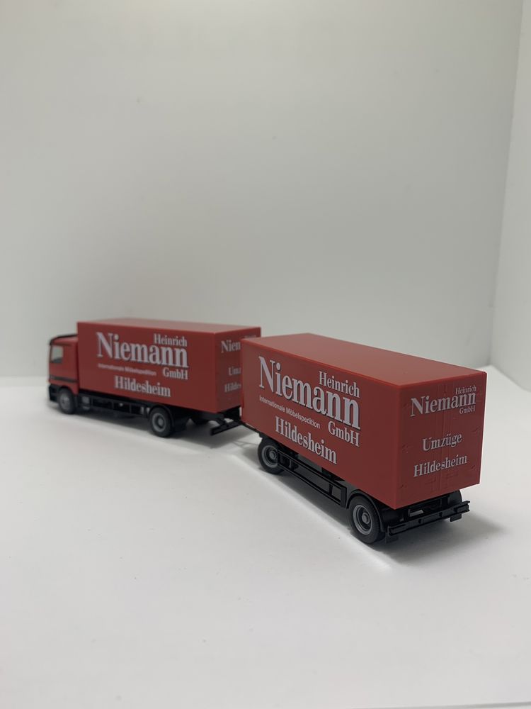 Camião Mercedes Actros da Herpa escala H0 1/87