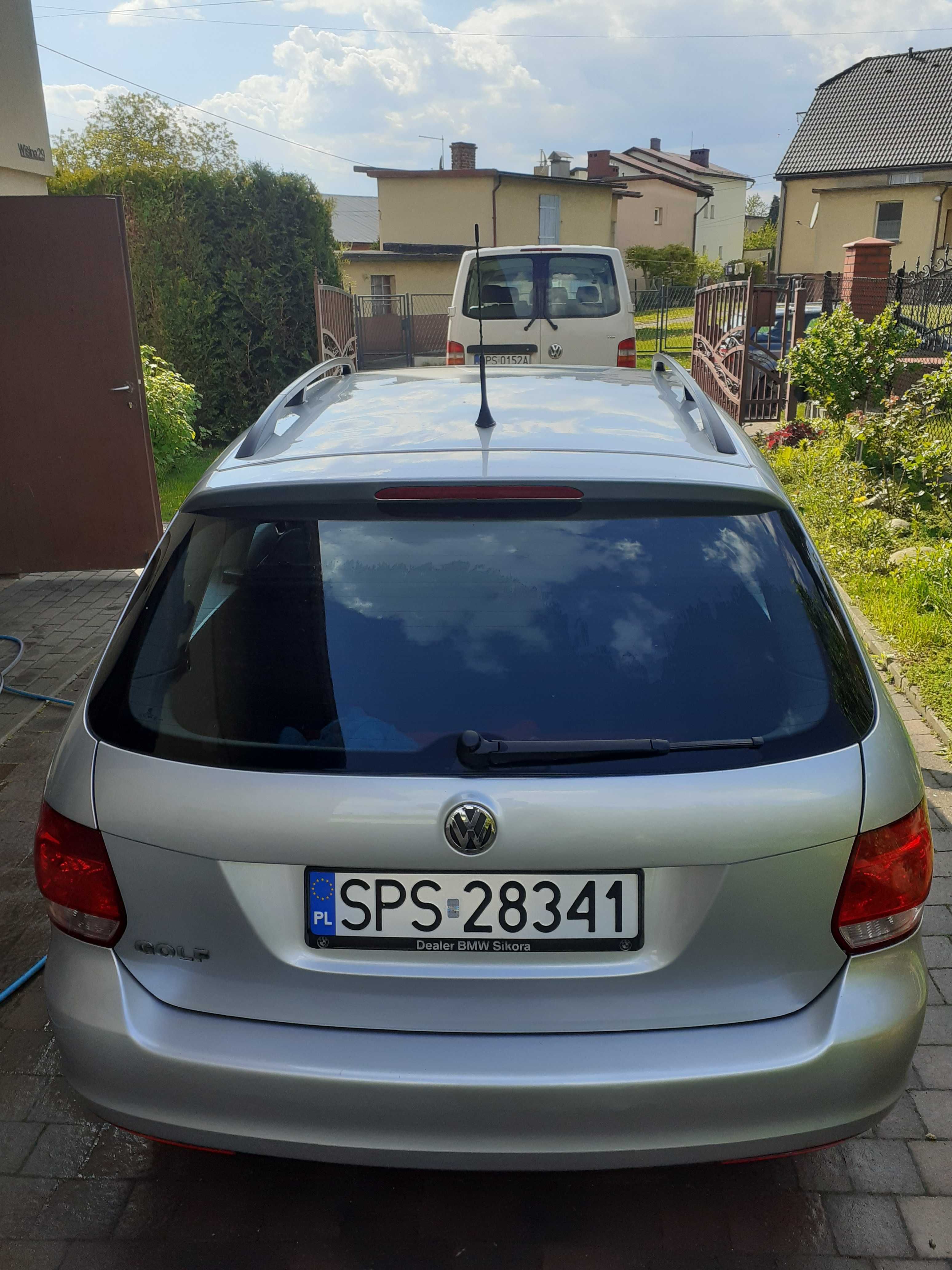 Sprzedam vw golf 5 kombi 1.6 +lpg.