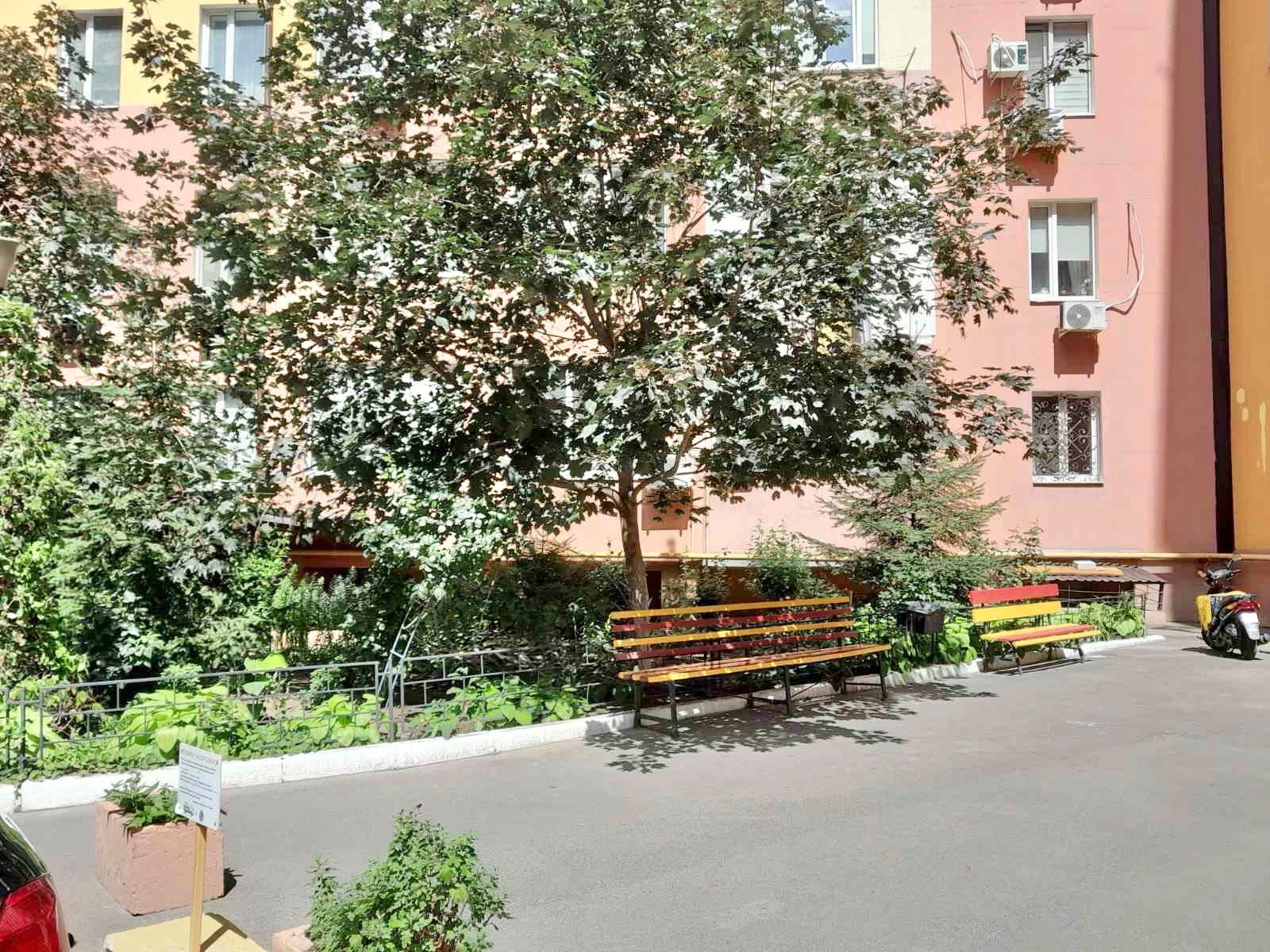 1-но ком-я кв-ра. Кирпичный дом! Центр - 10 мин.  42,5 м2- 36000 у.е!