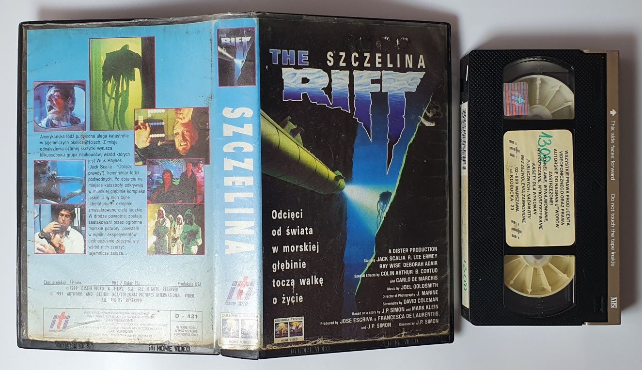 Zestaw 2 kaset VHS "Rift Szczelina" "Kleszce" lektor PL