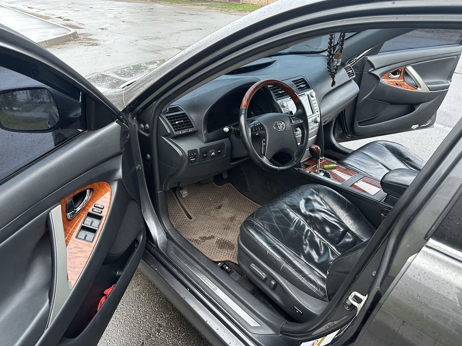 Продам Toyota Camry 3.5 V6