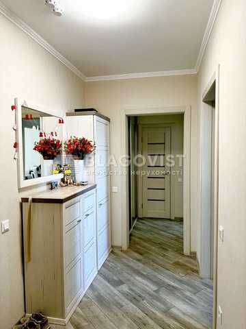 Продам квартиру  Здановської Юлії (Ломоносова), 36в