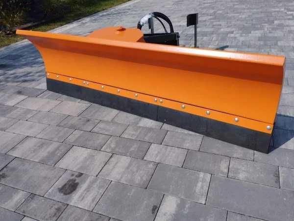 Pług śnieżny mocowanie Tuz C330/C360