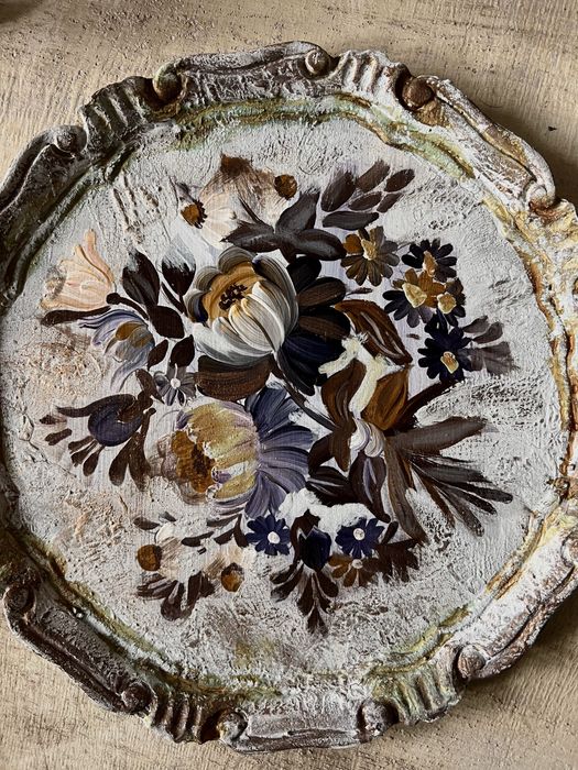 Recznie malowana drewniana talerz taca