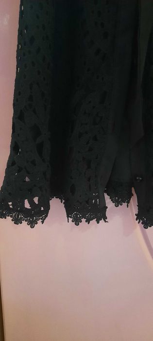 Сукня чорна без рукавів мереживна