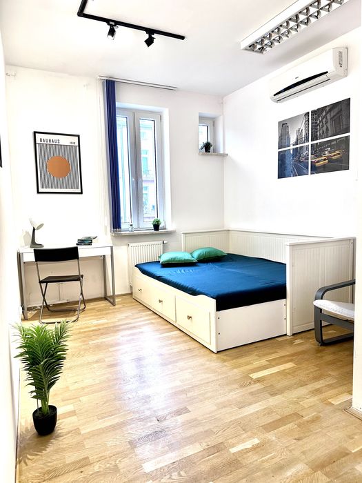 Center, Rondo Mogilskie comfortable room in queit area