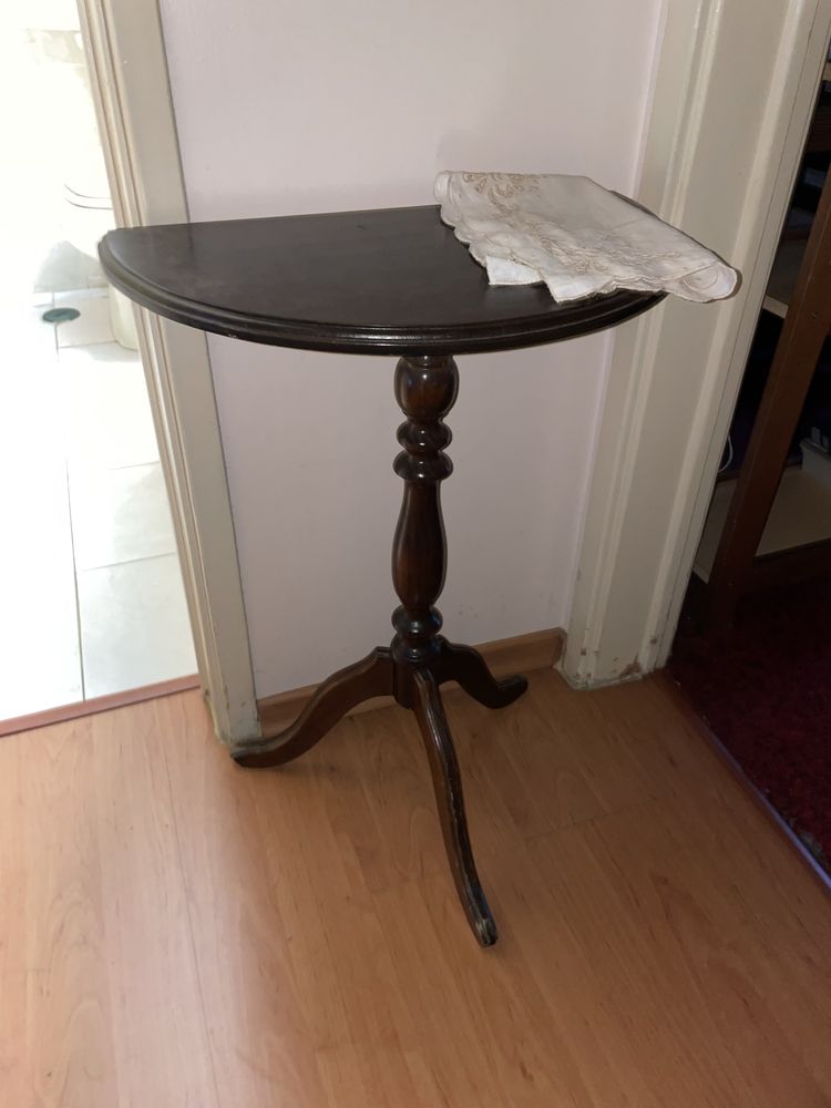 Mesa pé de galo