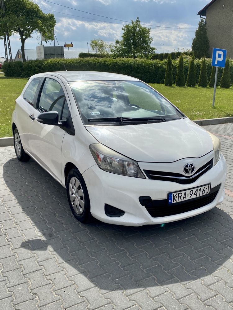 Toyota Yaris III 1.4 D4D  biała Kraków