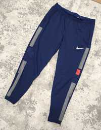 Спортивні штани Nike Tokyo Run
