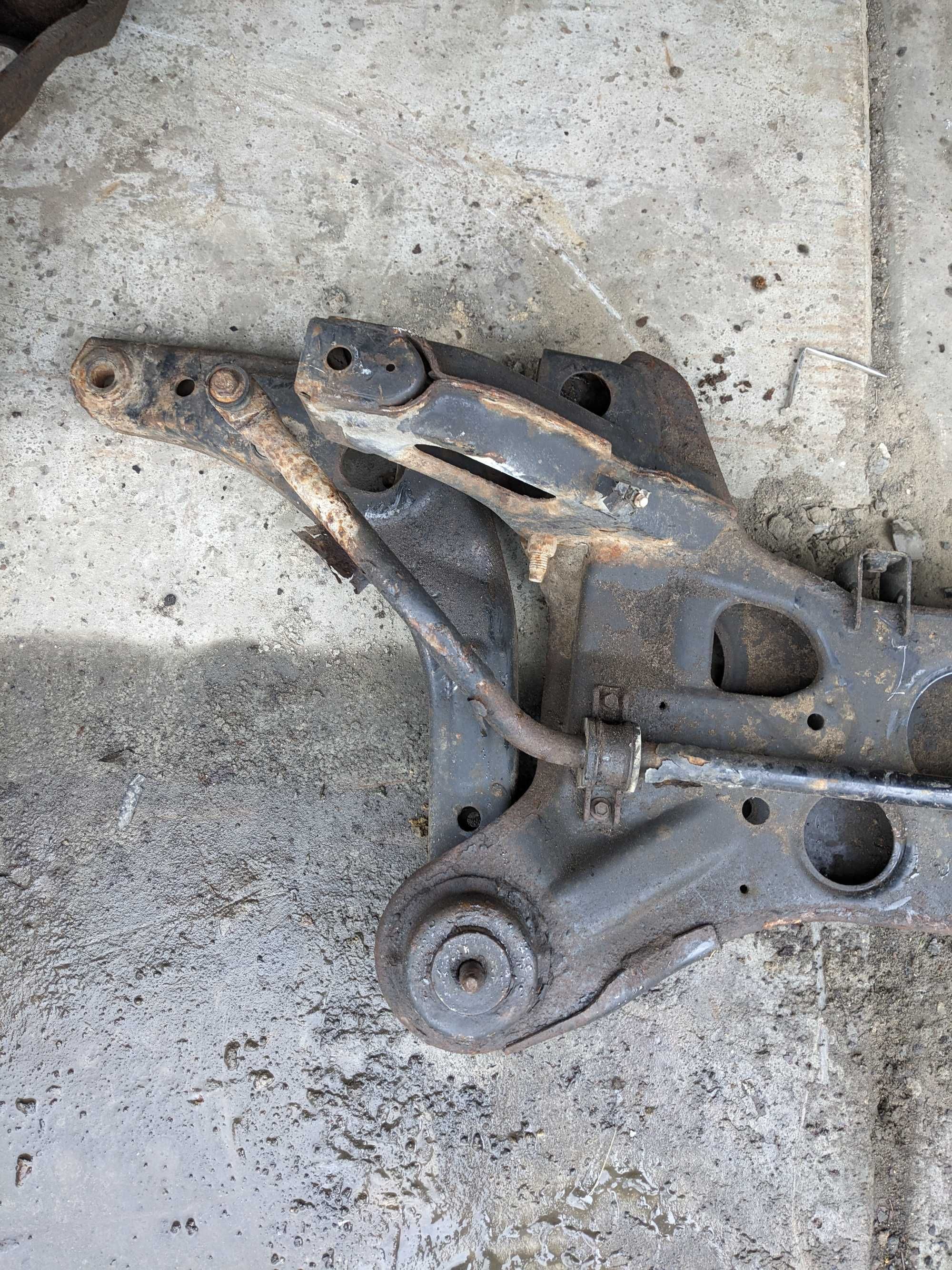 Ford Transit MK5 Sanki Wózek Belka Kołyska Trawers Przód Przednie