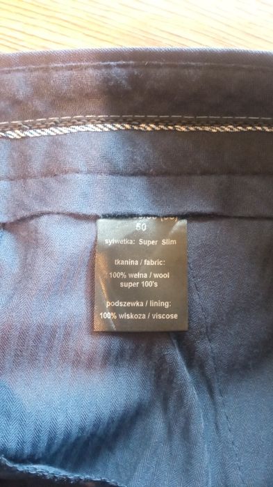 Garnitur Vistula Robert Lewandowski Collection – Super Slim, rozm. 50