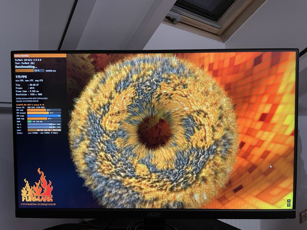 komputer gamingowy rtx 3070 ti i7-13700kf