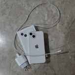 Продам iPhone 13 білий