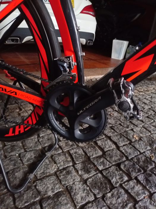 Bicicleta toda em carbono shimano Ultegra R8000