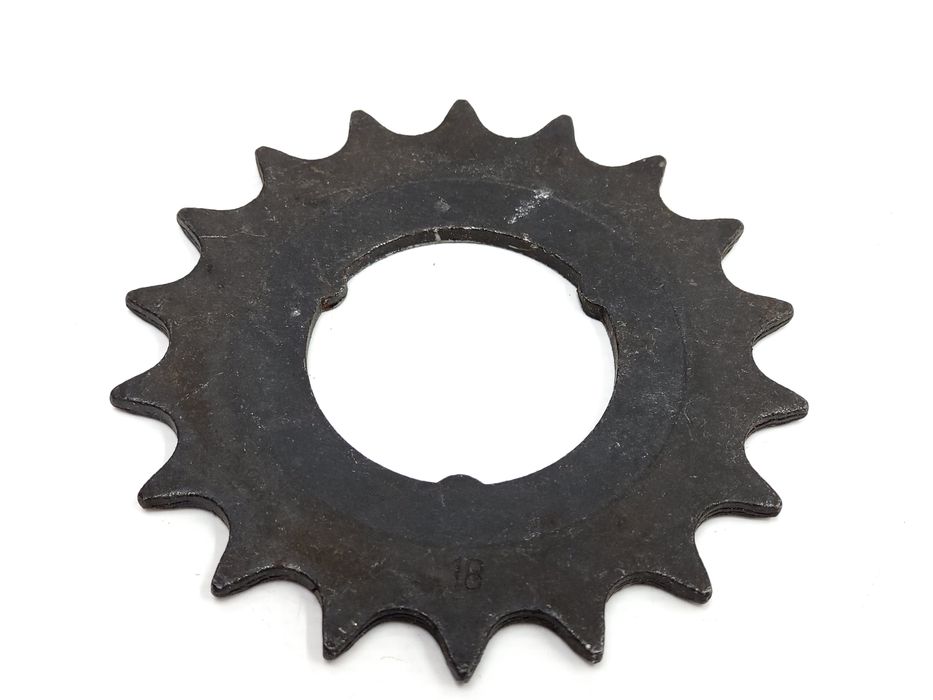 NOWA Zębatka Romet 18 zębów torpedo Romet Wigry Jubilat Czajka Sokół