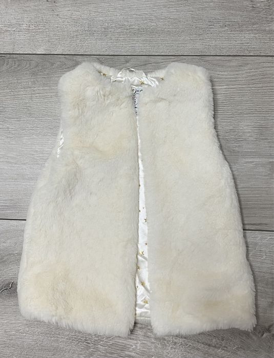 Святкова жилетка для дівчинки 98 см