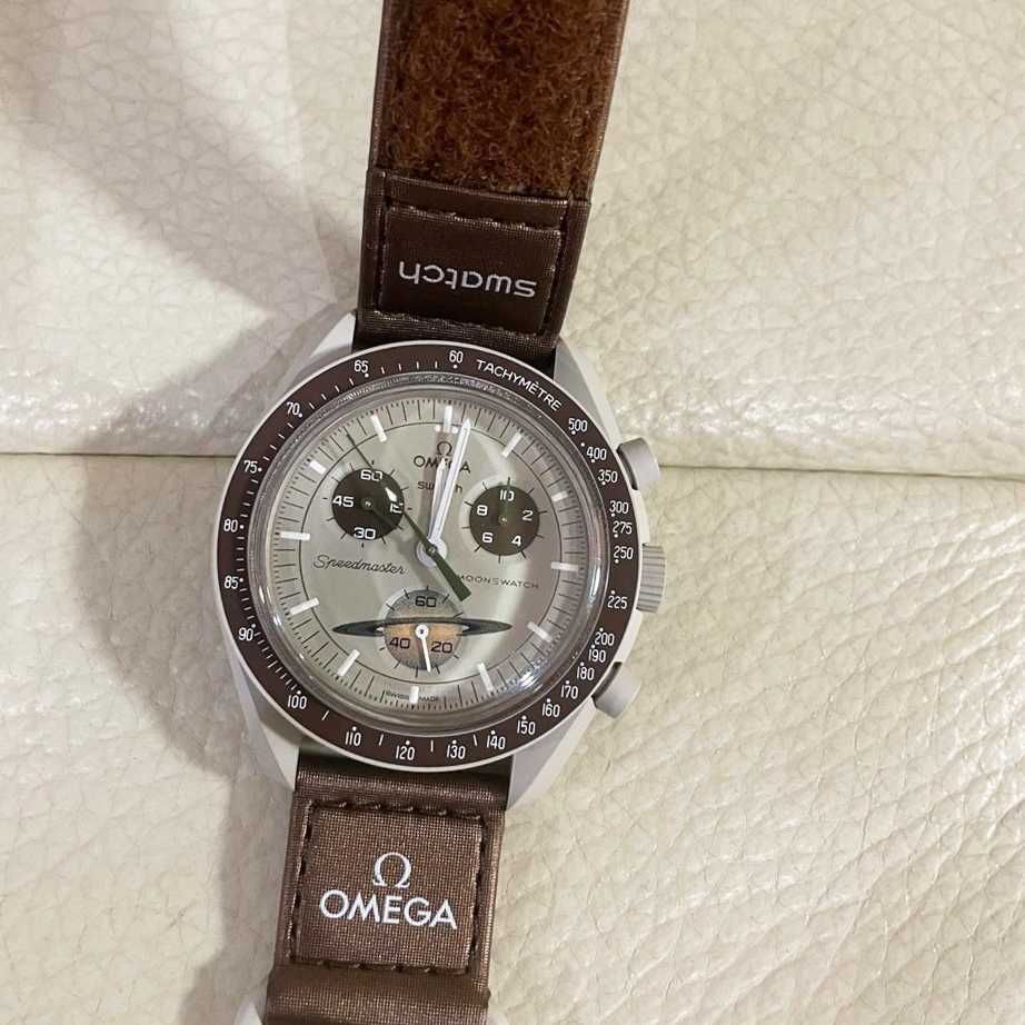 Kosmiczny chronograf Saturn - designerskie wykonanie!
