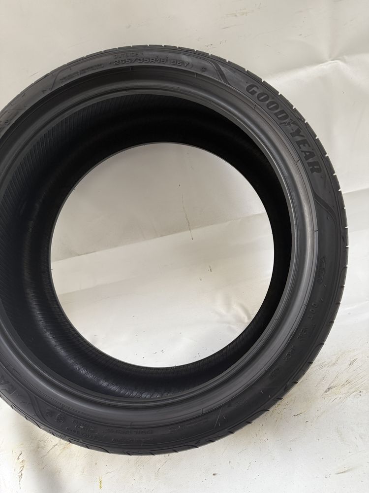 255/35/19 Goodyear Eagle F1 Asymmetric 3 Run-Flat 96Y 2020/21R