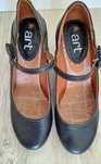 Sapatos ArtCompany pele pretos com salto 38