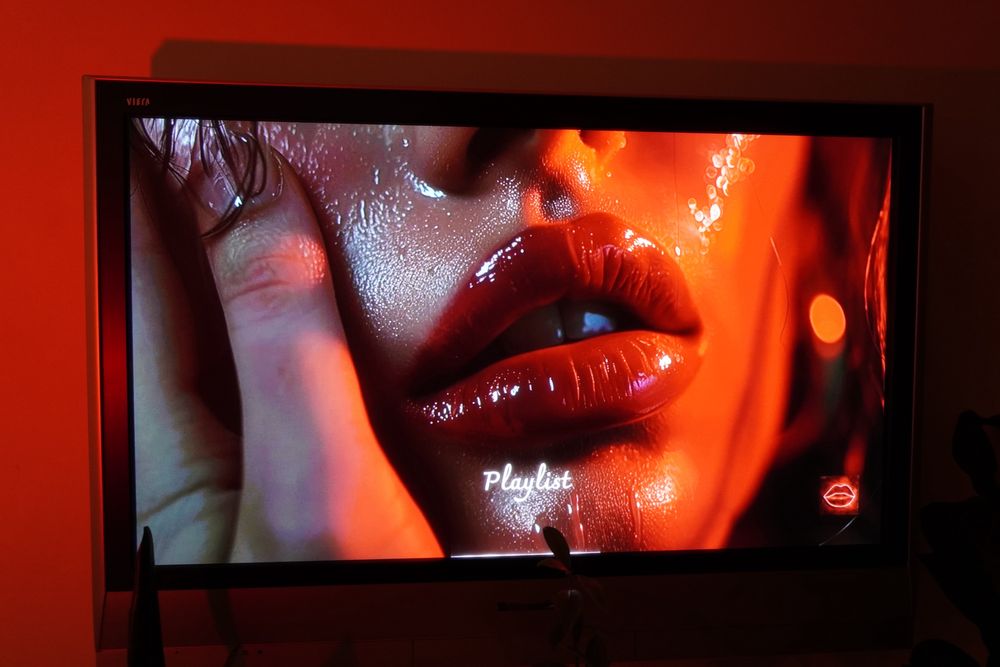 Телевізор Panasonic TH-42PV60E + Smart TV Nexon + кріплення