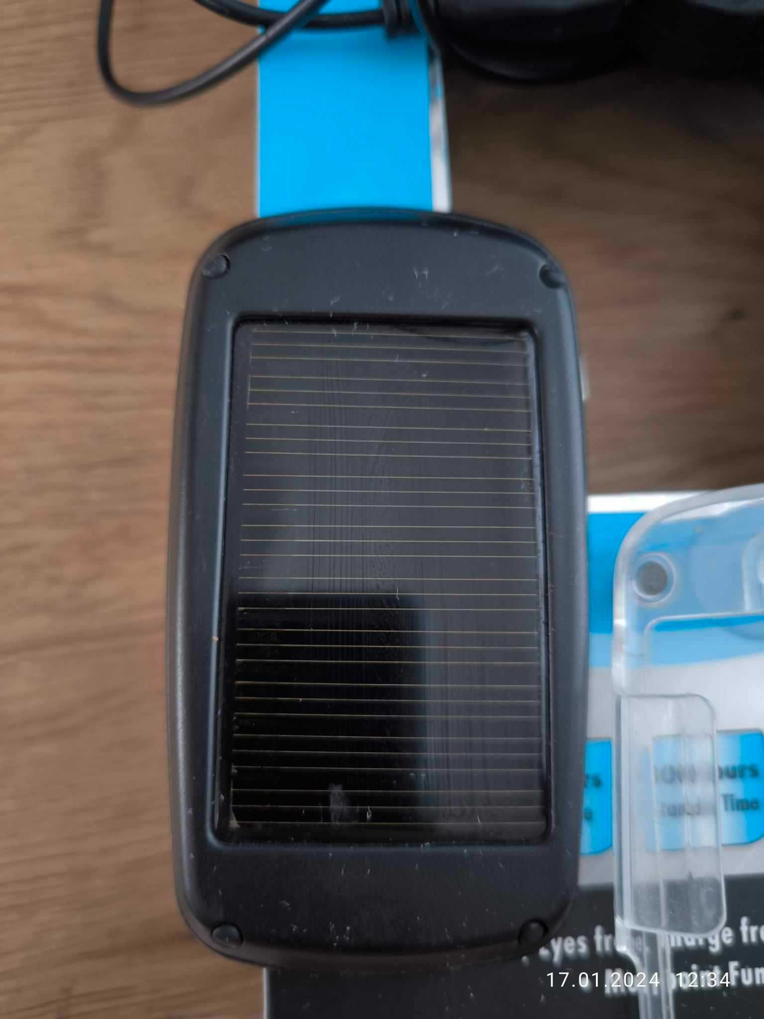 Zestaw głośnomówiący I-TEC SOLAR Bluetooth Handsfree CarKit