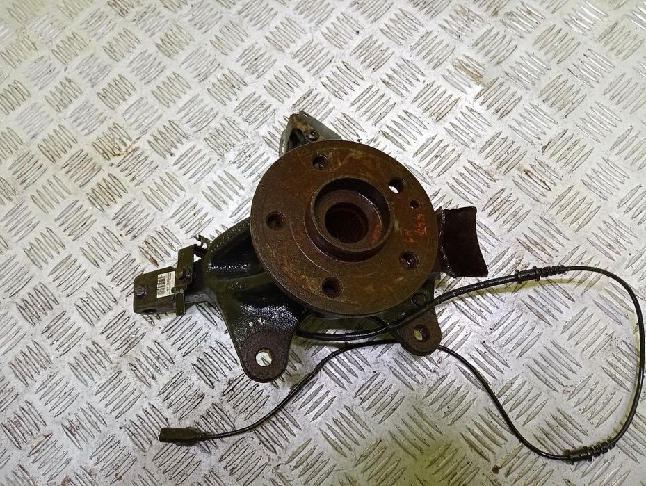 Поворотний кулак цапфа Mercedes Vito W447 ступица Вито 447 ліва в4