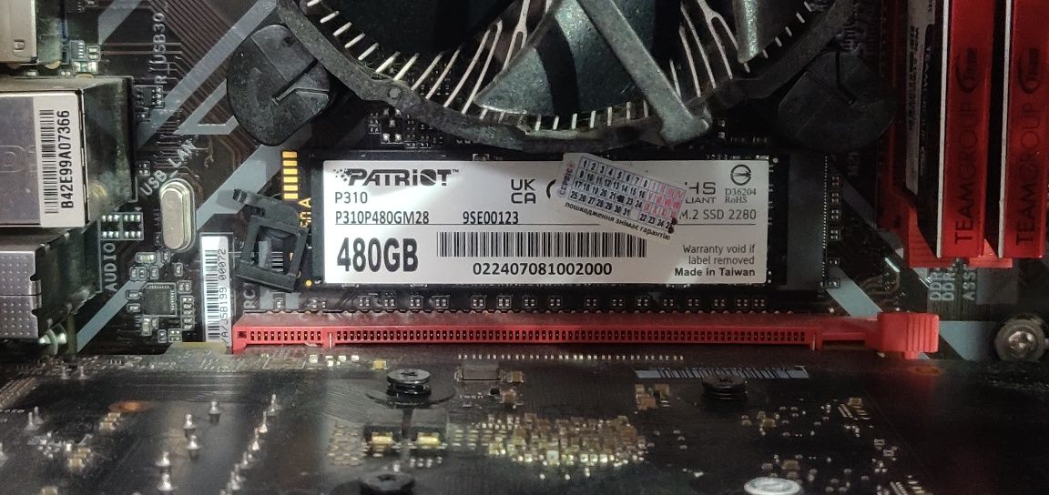 Системний блок+ монітор, мишка і клавіатура I3-9100 F