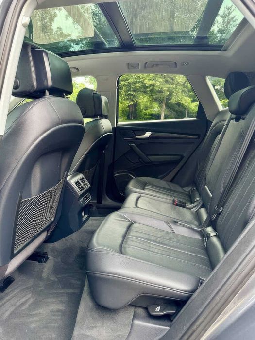 Audi Q5 quattro Premium      2018