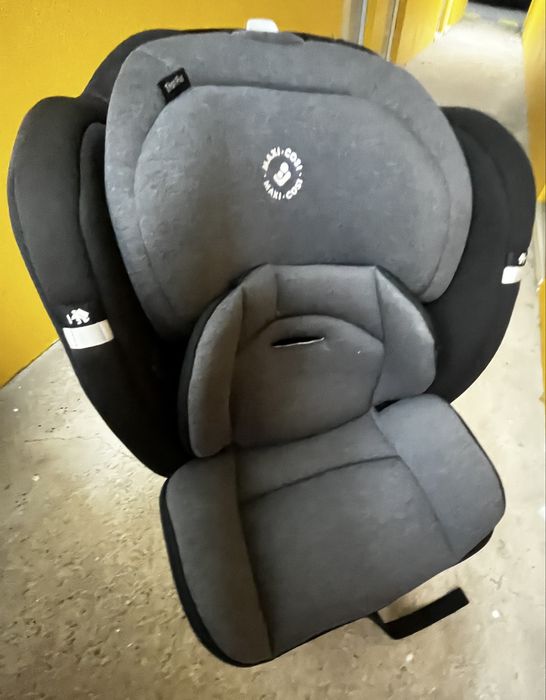 Cadeira Auto Maxi Cosi Titan Plus Isize