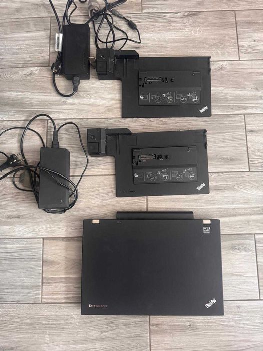 Lenovo ThinkPad W520 + dwie stacje