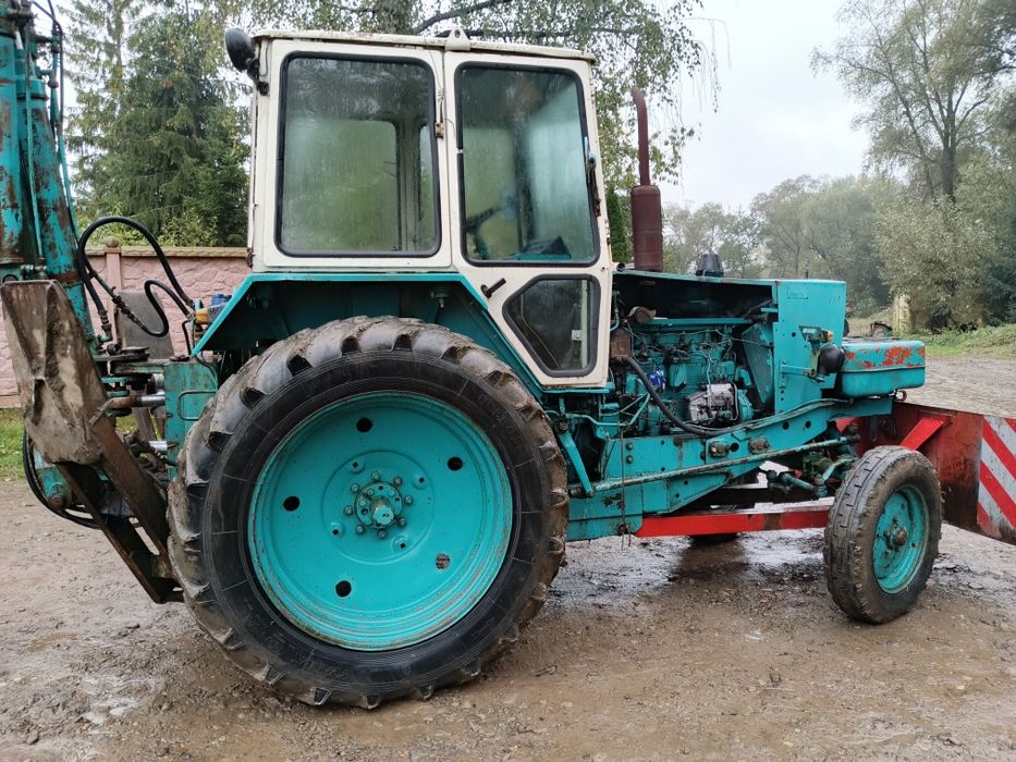 Продам екскаватор  ЮМЗ ЄО2621