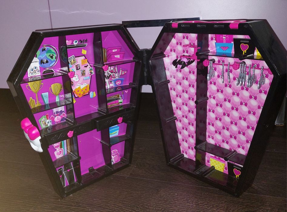 ВЕЛИЧЕЗНИЙ ЛОТ! Monster High (Монстер Хай) Меблі ОРИГІНАЛ б/в