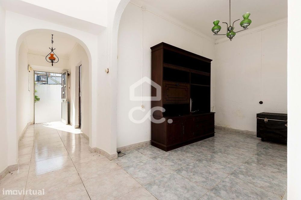 Moradia T1 c/ Quintal e Anexo | Alcáçovas