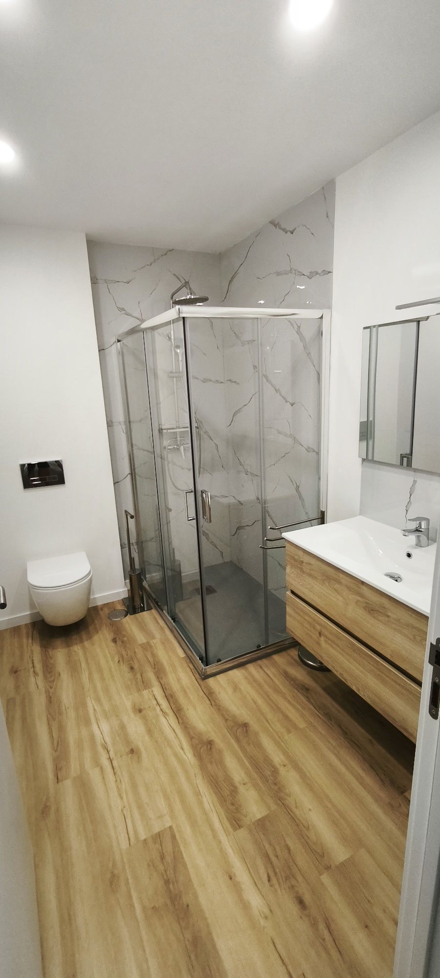 Quartos T0 com WC privado e cozinha
