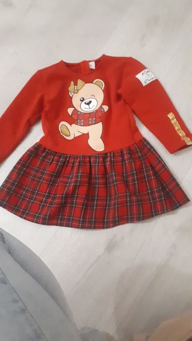 sprzedam sukienkę dla dziewczynki