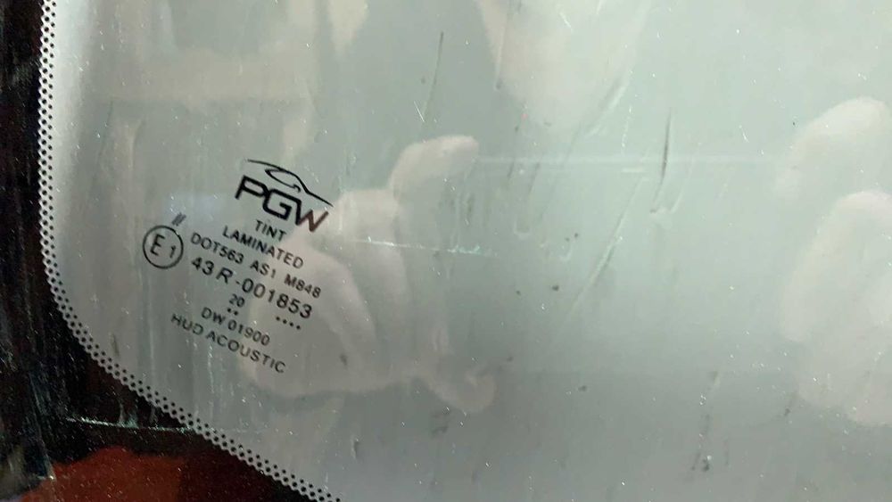 Chevrolet Camaro cabrio (2010-2015) - лобове скло , стекло лобовое HUD