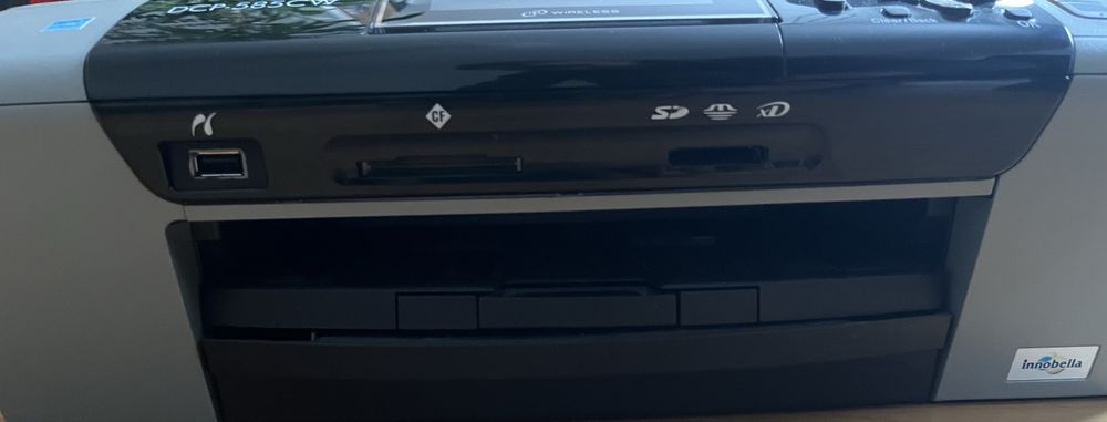 Urzadzenie wielofuncyjne Brother 585CW. Drukarka atramentowa. Skaner