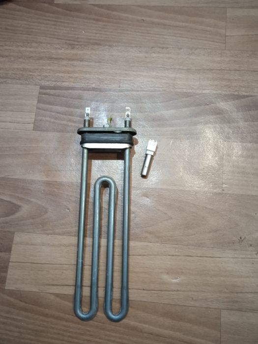 Продам запчасти для стиральной машины Wirpэlpool.