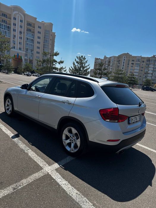 BMW X1 e84 28i 245 л.с.