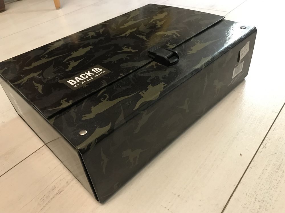 Mocna teczka A4 z rączką