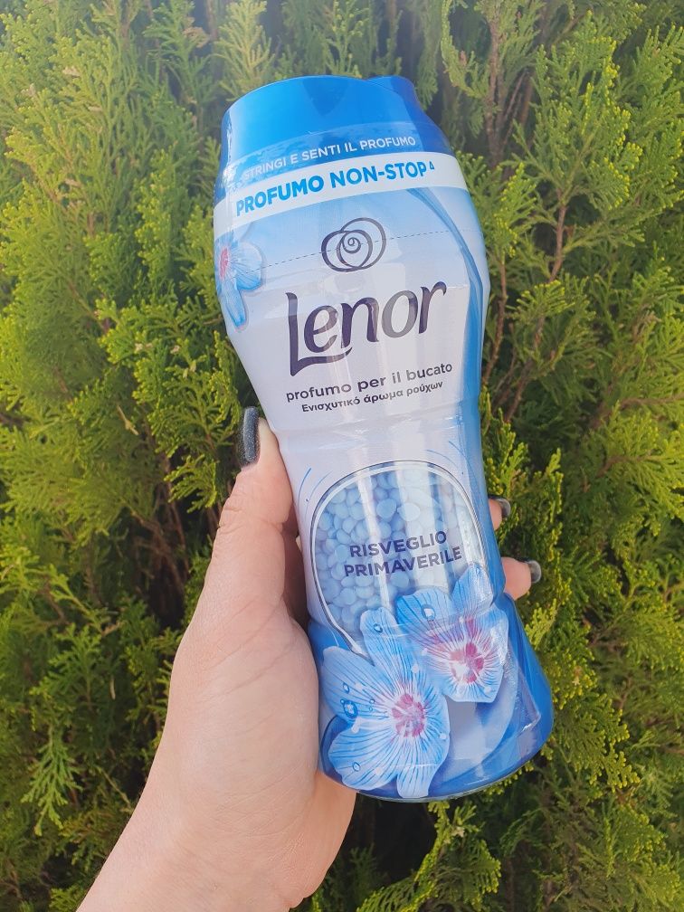 Ополіскувач Lenor у гранулах 210гр