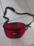 Сумка на пояс Eastpak Springer
колір червоний Nerka Saszetka Eastpak S